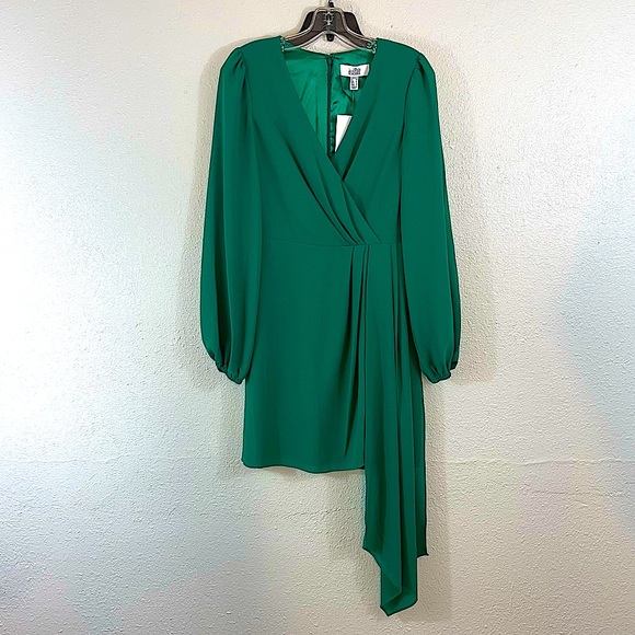 Belle Badgley Mischka Deep V-Neck Long Sleeve Georgette Erika Green Dress NWT